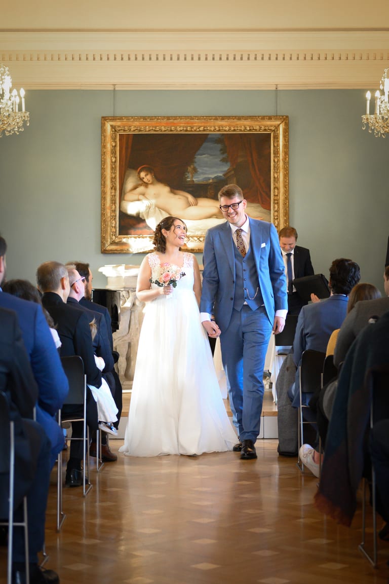 Hochzeitsmoment im Hochformat